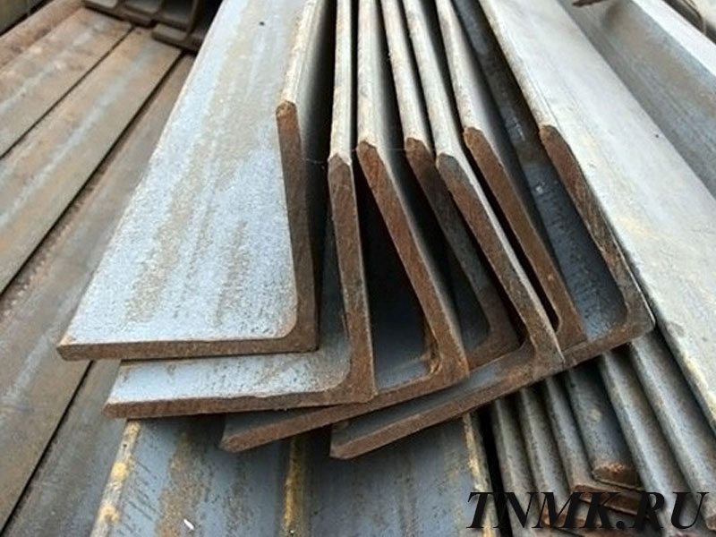 Уголок стальной равнополочный 140х140х6 мм С355 ГОСТ 8509-93 купить в Новороссийске