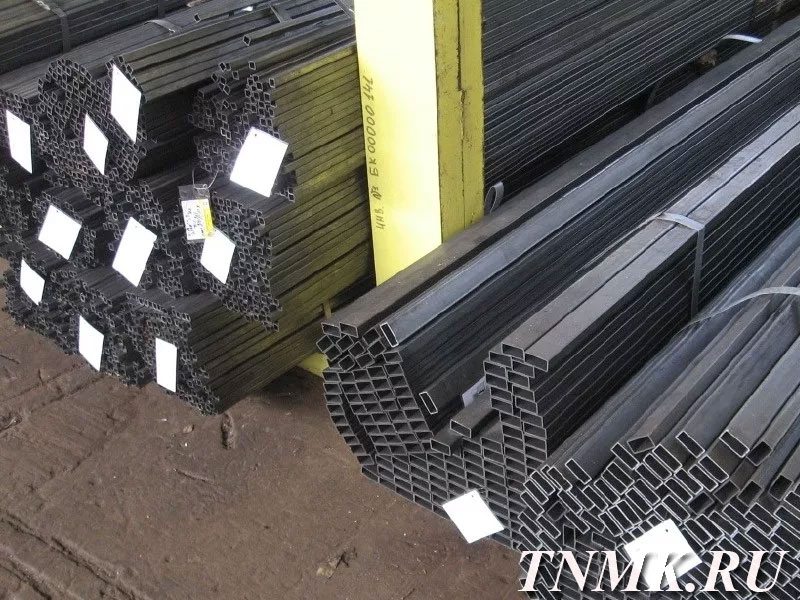 Труба профильная оцинкованная 40×40х1.5 мм ст. 20 купить в Новороссийске